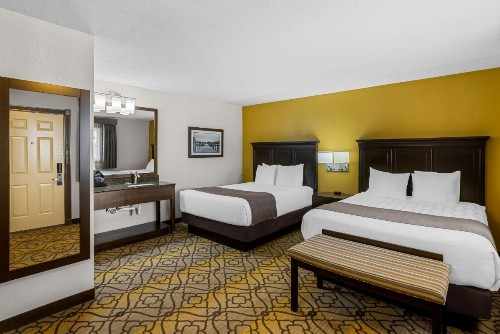 Best Western of Harbor Springs - image 4