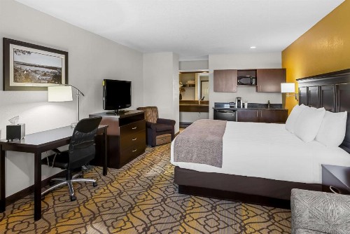 Best Western of Harbor Springs - image 6