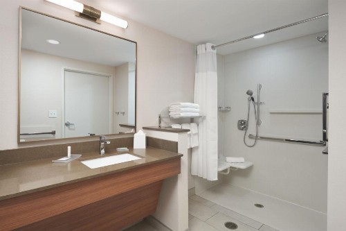 Fairfield by Marriott Inn & Suites Hardeeville - image 16