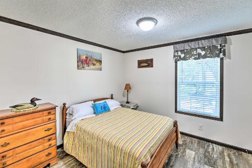 Harkers Island Hideaway Steps to Back Sound! - image 9