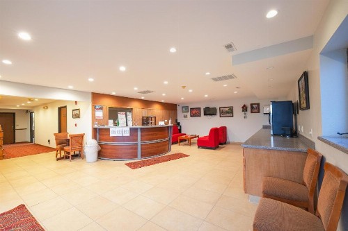 Harlan Inn and Suites - image 33