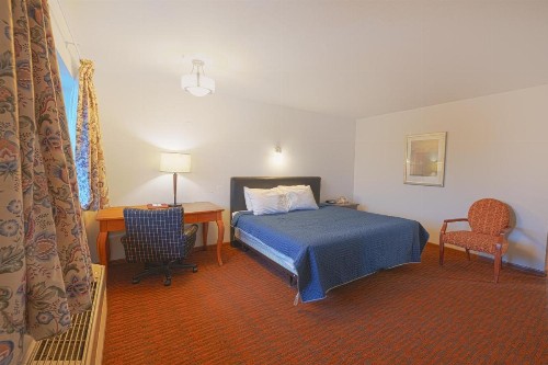 Harlan Inn and Suites - image 34