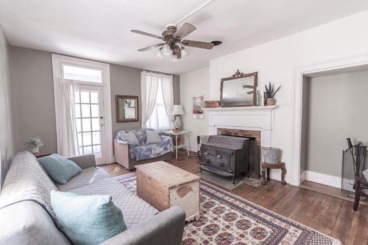 Armory Quarters B - image 2