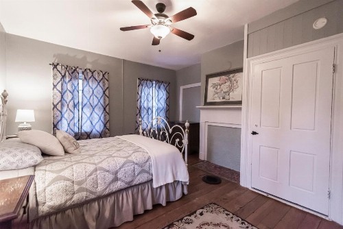 Armory Quarters B - image 7
