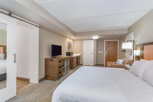 Hampton Inn Harrisburg-East/Hershey - image 16