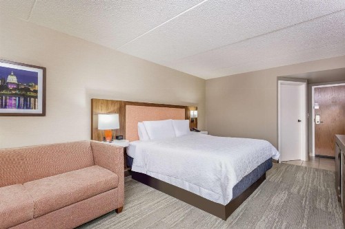 Hampton Inn Harrisburg-East/Hershey - image 19