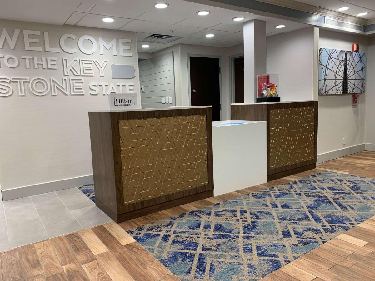 Hampton Inn Harrisburg-East/Hershey - image 3