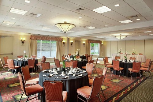 Hilton Garden Inn Harrisburg East - image 22