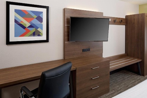 Holiday Inn Express Harrisburg East an IHG Hotel - image 29