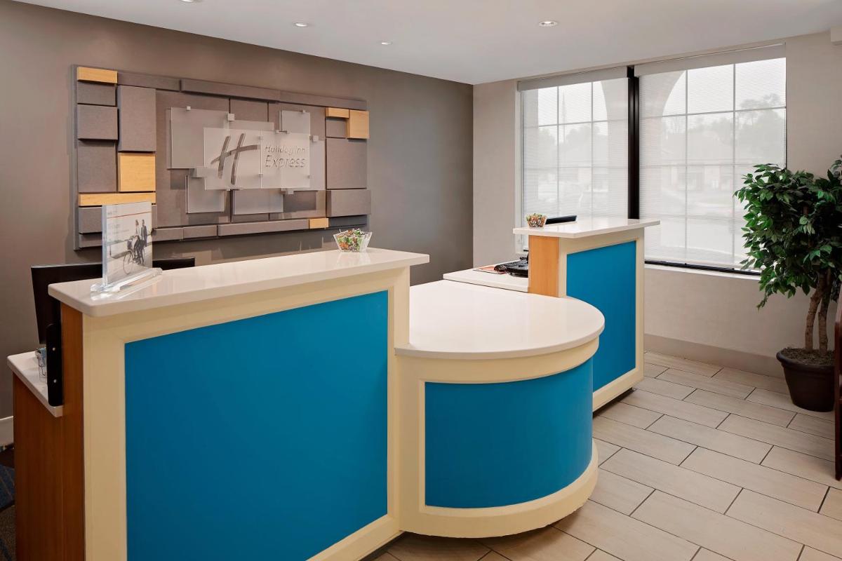 Holiday Inn Express Harrisburg East an IHG Hotel - image 4