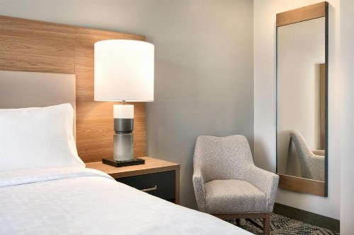 Candlewood Suites Harrisburg an IHG Hotel - image 11
