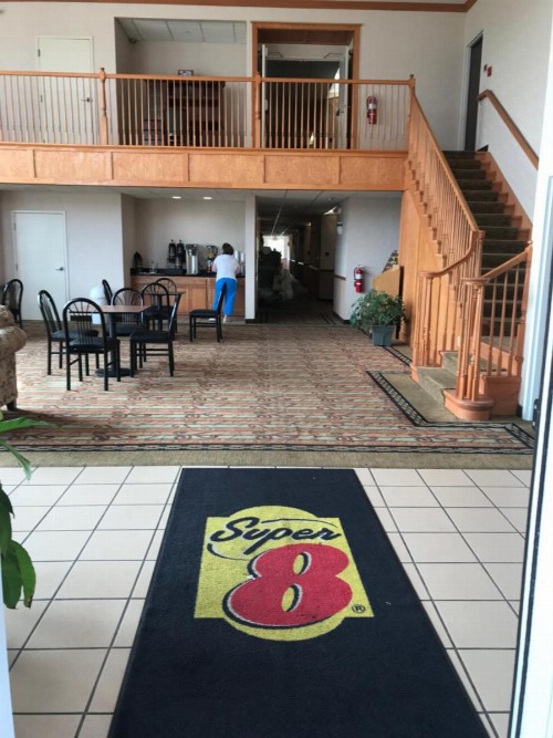 Super 8 by Wyndham Harrisburg Hershey North - image 15
