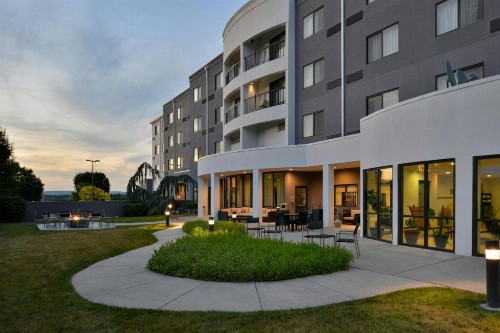 Courtyard by Marriott Harrisburg Hershey - image 13