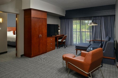 Courtyard by Marriott Harrisburg Hershey - image 14