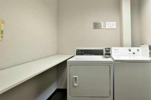 Courtyard by Marriott Harrisburg Hershey - image 5