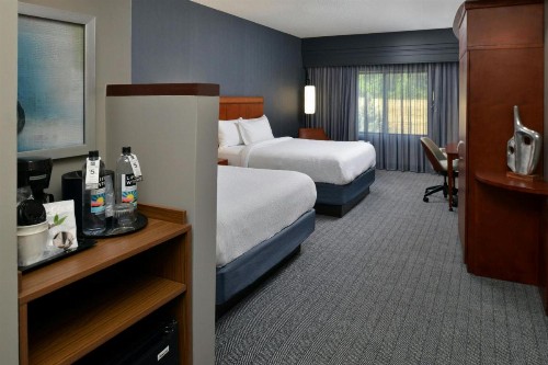 Courtyard by Marriott Harrisburg Hershey - image 9