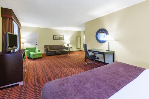 Baymont by Wyndham Harrisburg - image 30