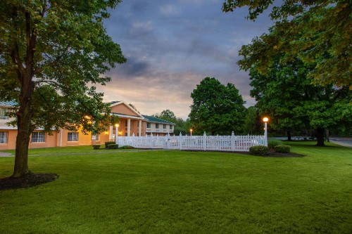 Baymont by Wyndham Harrisburg - image 37