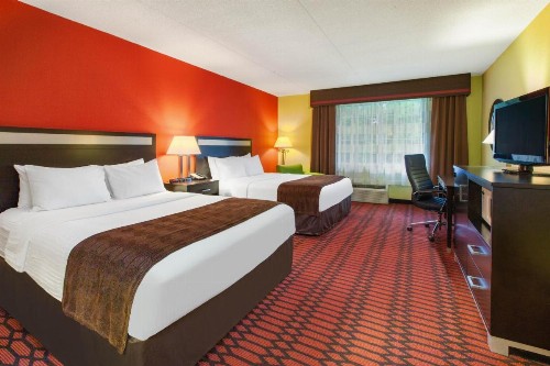 Baymont by Wyndham Harrisburg - image 42