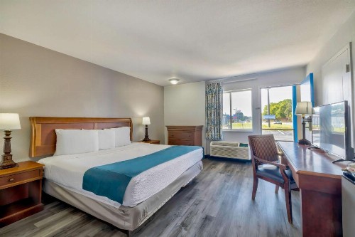 Americas Best Value Inn Harrisburg - image 11