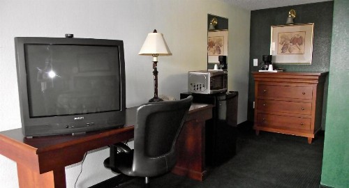 Americas Best Value Inn Harrisburg - image 33