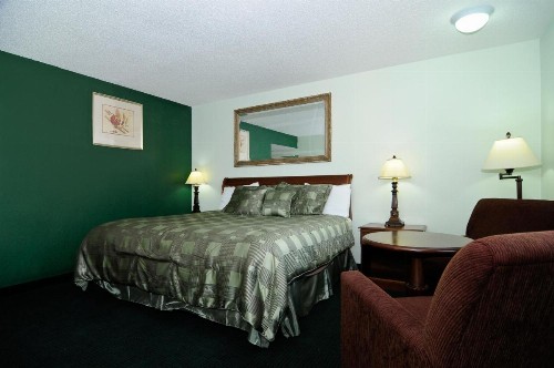 Americas Best Value Inn Harrisburg - image 40