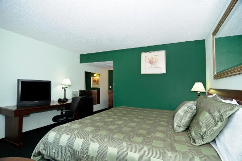 Americas Best Value Inn Harrisburg - image 41