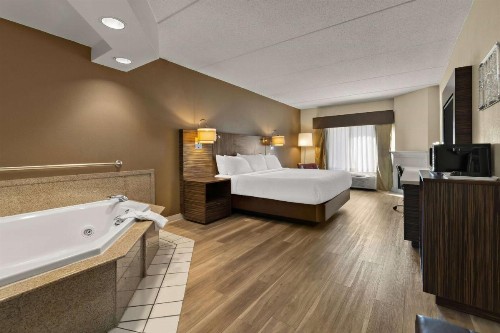 Ramada by Wyndham Harrisburg/Hershey Area - image 33