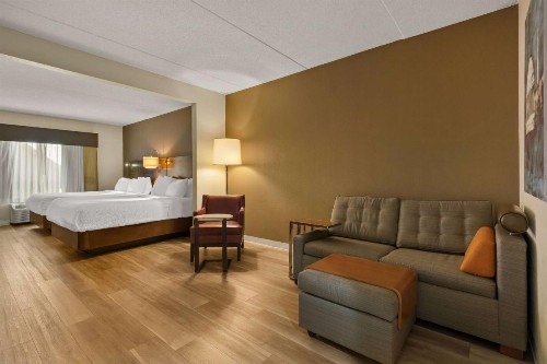 Ramada by Wyndham Harrisburg/Hershey Area - image 40