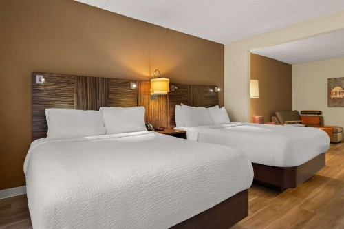 Ramada by Wyndham Harrisburg/Hershey Area - image 44