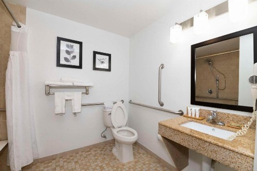 Country Inn & Suites by Radisson Harrisburg at Union Deposit Road PA - image 12