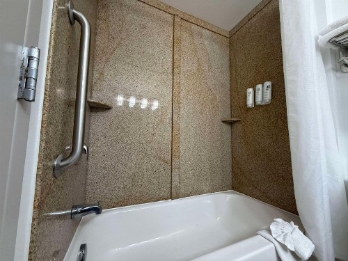 Country Inn & Suites by Radisson Harrisburg at Union Deposit Road PA - image 26