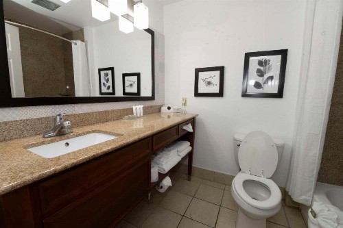 Country Inn & Suites by Radisson Harrisburg at Union Deposit Road PA - image 27