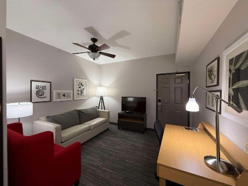 Country Inn & Suites by Radisson Harrisburg at Union Deposit Road PA - image 42
