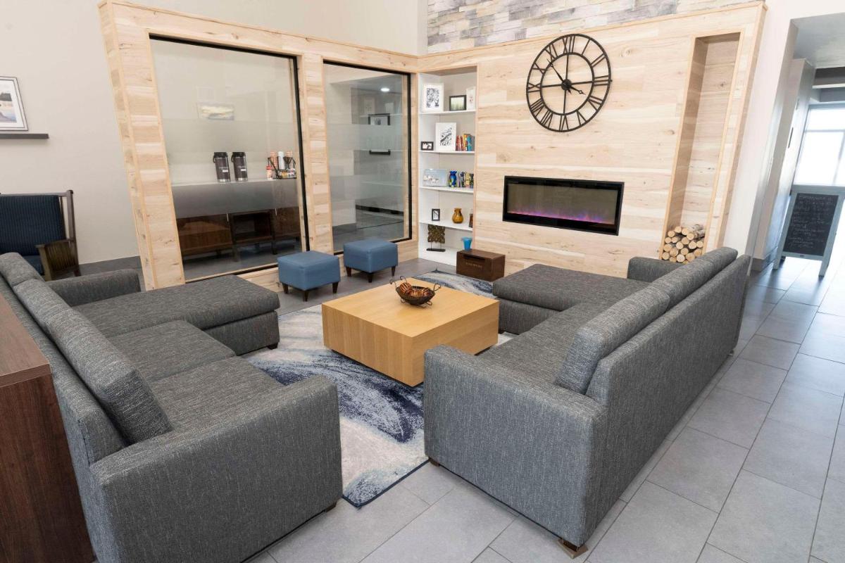 Country Inn & Suites by Radisson Harrisburg at Union Deposit Road PA - image 7