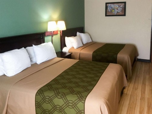 Econo Lodge Harrisburg - Hershey - image 5