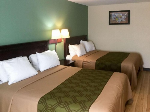 Econo Lodge Harrisburg - Hershey - image 7
