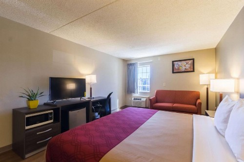 Econo Lodge Harrisburg Southwest of Hershey Area - image 17