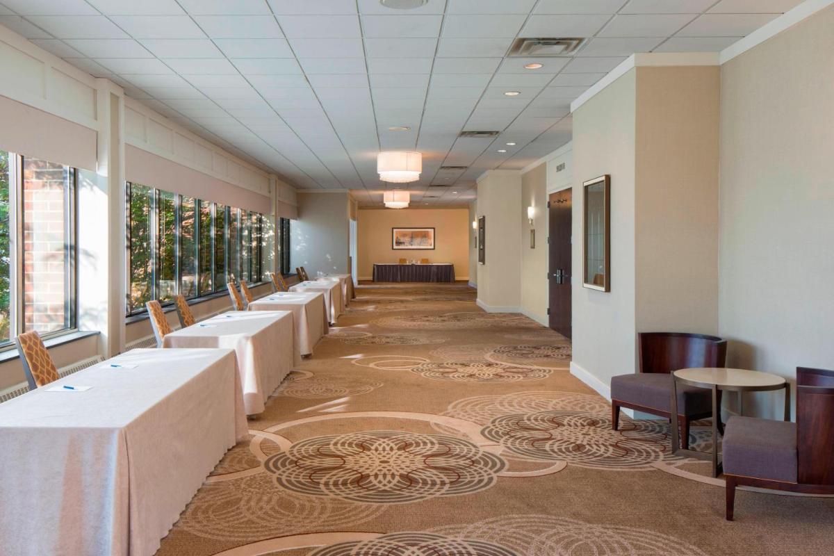 Sheraton Harrisburg Hershey Hotel - main image
