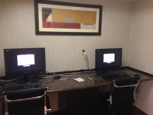 Best Western Harrisburg North Hotel - image 15
