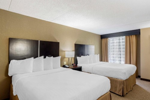 Best Western Harrisburg North Hotel - image 36
