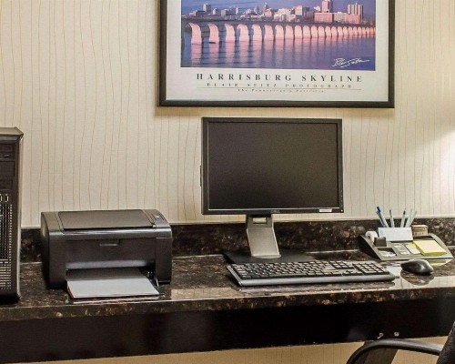 Quality Inn Riverfront - image 13