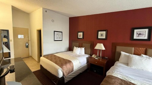Quality Inn Riverfront - image 41