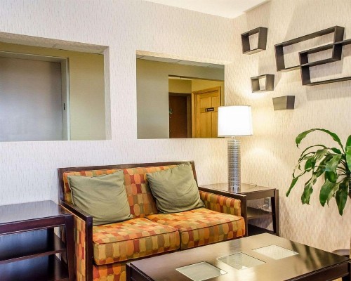 Quality Inn Harrisburg - Hershey Area - image 6