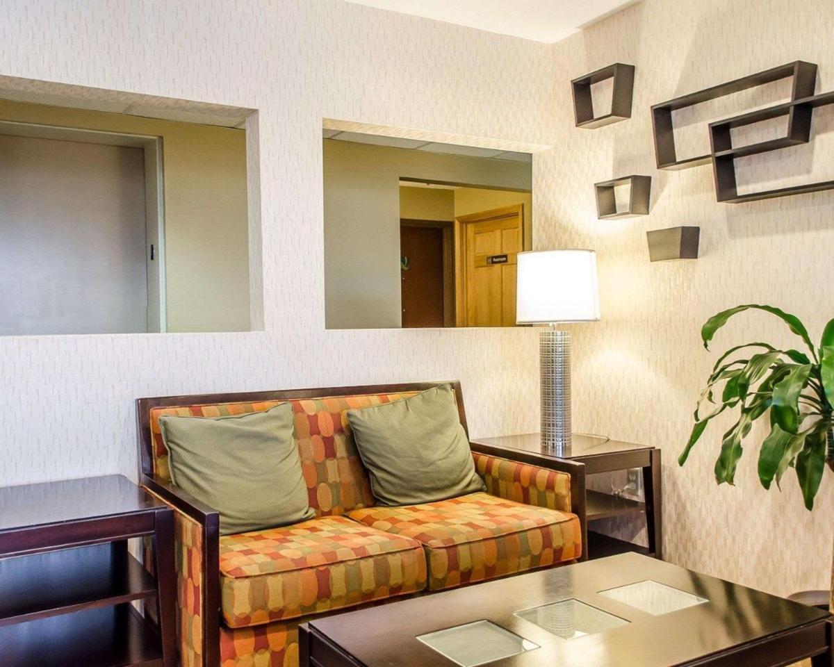 Quality Inn Harrisburg - Hershey Area - image 6