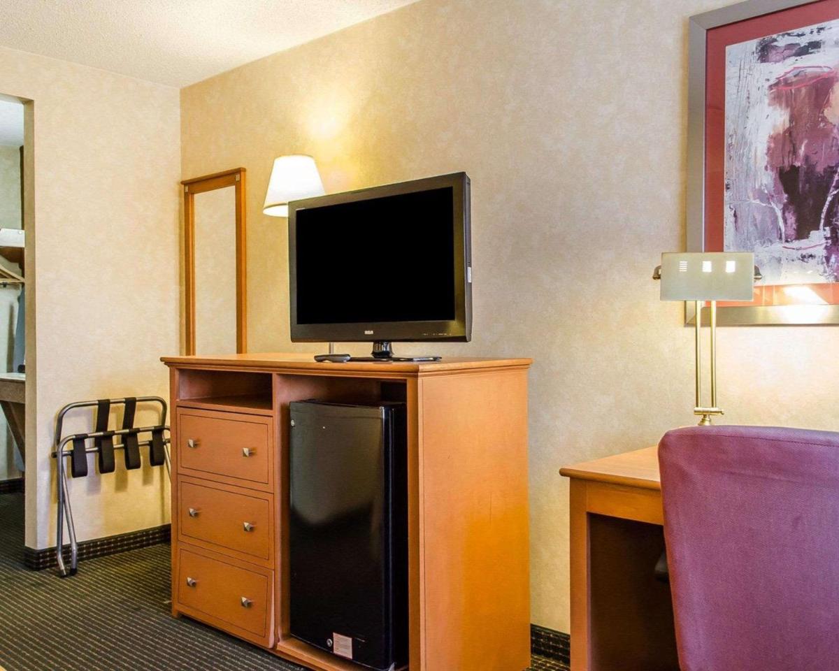 Quality Inn Harrisburg - Hershey Area - image 7
