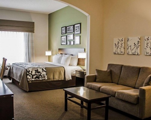 Sleep Inn & Suites Harrisburg -Eisenhower Boulevard - image 4