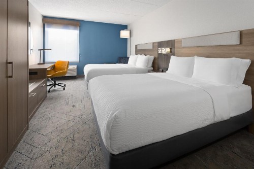Holiday Inn Express Harrisburg NE an IHG Hotel - image 2