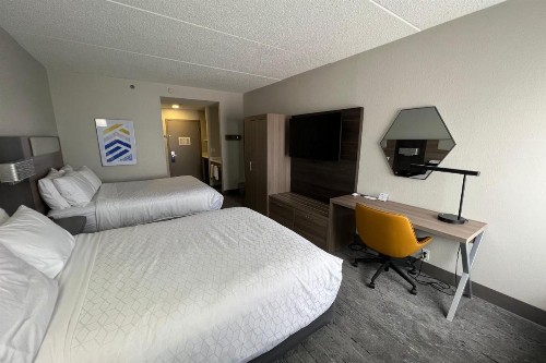 Holiday Inn Express Harrisburg NE an IHG Hotel - image 21
