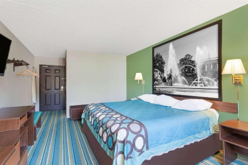 Super 8 by Wyndham Harrisburg Hershey West - image 11